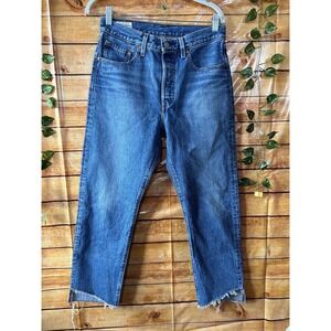 Levi's 501 Original Cropped Jeans Women's Size 27 X 26 Fray Hem Button Fly Denim